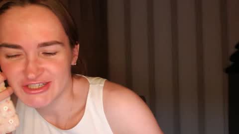       online show from 12-13-25, 07:53