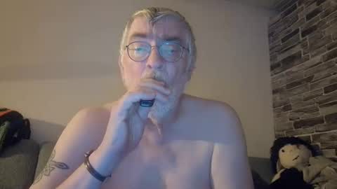 Michael online show from 12-21-25, 07:10