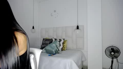 tiffany online show from 09-14-25, 05:23