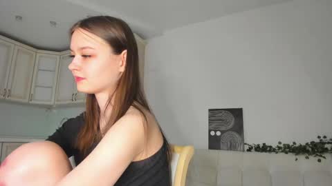 Alex online show from 04-17-26, 04:54