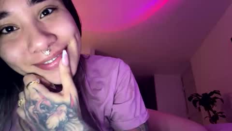 KELLY  online show from 11-26-25, 01:06