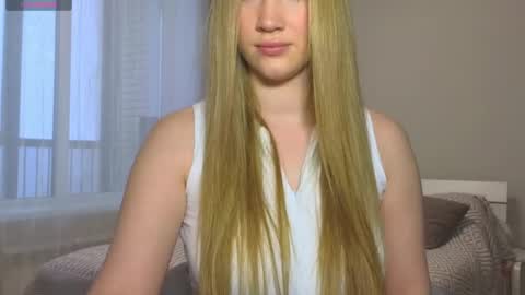 Snapshot of pink_rosee_ chatting on 02-11-25, 03:08 online show from 02-11-25, 03:08