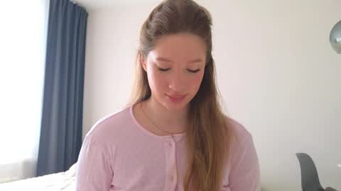   online show from 04-02-26, 03:04