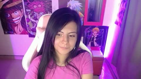 Snapshot of pink_yuii chatting on 01-12-25, 12:18 pink_yuii online show from 01-12-25, 12:18