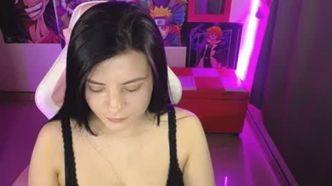 Snapshot of pink_yuii chatting on 10-07-25, 10:07 pink_yuii online show from 10-07-25, 10:07