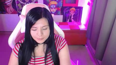 pink_yuii online show from 01-13-26, 10:15