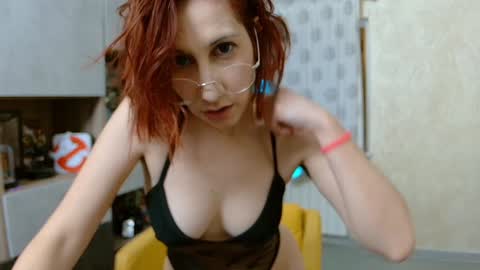 Snapshot of pinkandy chatting on 11-07-25, 10:21 PinKandy online show from 11-07-25, 10:21