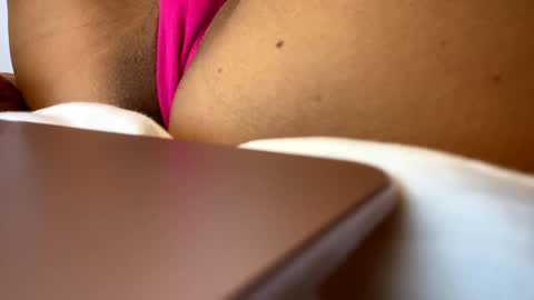 Snapshot of pinkcamerra80 chatting on 02-02-25, 10:39 Pink Camerra online show from 02-02-25, 10:39