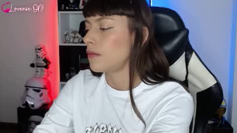 Snapshot of pinkcatlive chatting on 03-18-26, 05:16 Emily online show from 03-18-26, 05:16