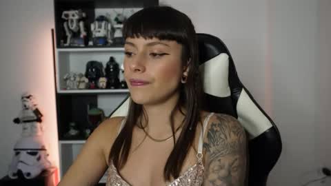 Emily online show from 05-09-26, 12:16