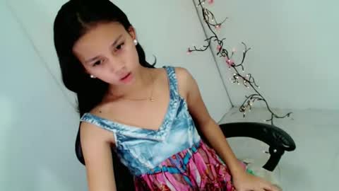 Snapshot of pinkdollbaby_ chatting on 05-04-26, 06:42 pinkdollbaby_ online show from 05-04-26, 06:42
