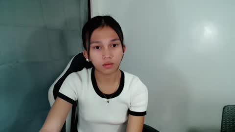 Snapshot of pinkdollbaby_ chatting on 05-28-26, 04:26 pinkdollbaby_ online show from 05-28-26, 04:26