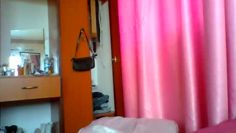 Snapshot of pinkdomina01 chatting on 06-09-26, 09:32 pinkdomina01 online show from 06-09-26, 09:32
