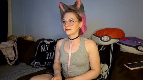 Pink Kitty Play online show from 04-25-26, 03:09
