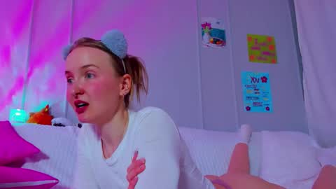 Mila online show from 03-12-26, 07:58