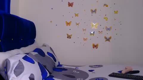 pinkkissess online show from 06-09-26, 04:51