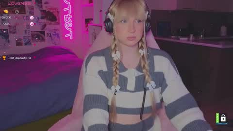 pinkvenom_ online show from 03-01-26, 01:24