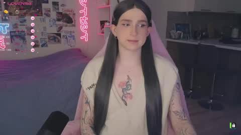 pinkvenom_ online show from 05-05-26, 04:48