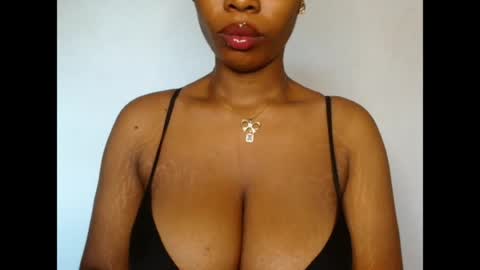 Snapshot of pinkxsugar chatting on 05-05-26, 09:06 pinkxsugar online show from 05-05-26, 09:06