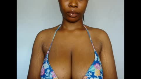 Snapshot of pinkxsugar chatting on 05-06-26, 09:25 pinkxsugar online show from 05-06-26, 09:25