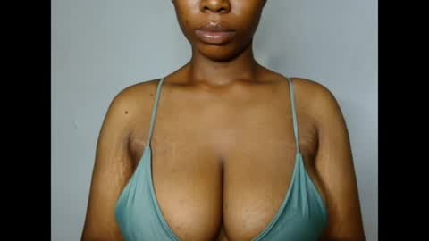 Snapshot of pinkxsugar chatting on 06-06-26, 05:06 pinkxsugar online show from 06-06-26, 05:06
