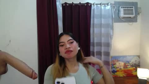 Snapshot of pinky_pussybobby69 chatting on 04-24-26, 02:52 Tina online show from 04-24-26, 02:52