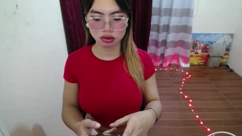 Snapshot of pinky_pussybobby69 chatting on 05-03-26, 04:57 Tina online show from 05-03-26, 04:57