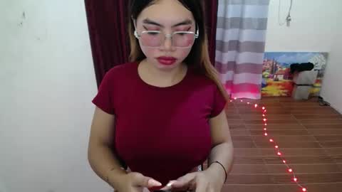 Snapshot of pinky_pussybobby69 chatting on 05-04-26, 04:47 Tina online show from 05-04-26, 04:47