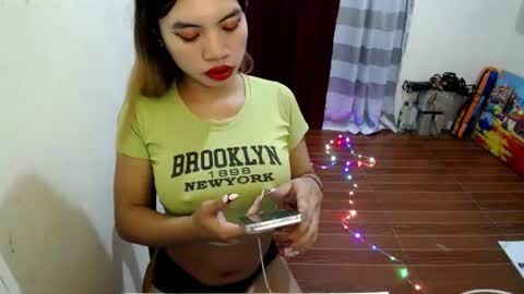 Snapshot of pinky_pussybobby69 chatting on 06-23-26, 02:37 Tina online show from 06-23-26, 02:37