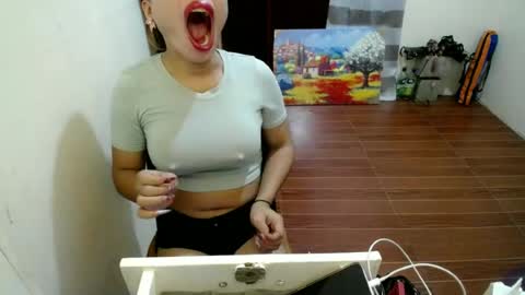 Snapshot of pinky_pussybobby69 chatting on 06-30-26, 04:52 Tina online show from 06-30-26, 04:52
