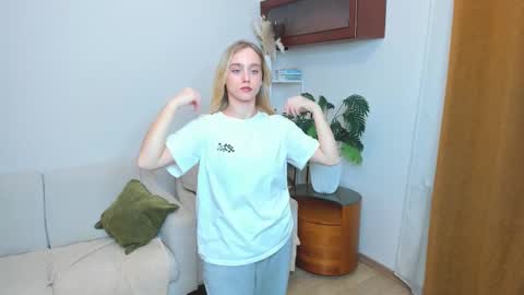 Kate online show from 12-04-25, 07:06