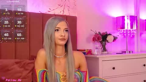 Pinky online show from 09-19-25, 04:51