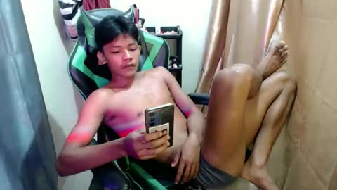 pinoy_cuteboy69 online show from 05-21-26, 06:53