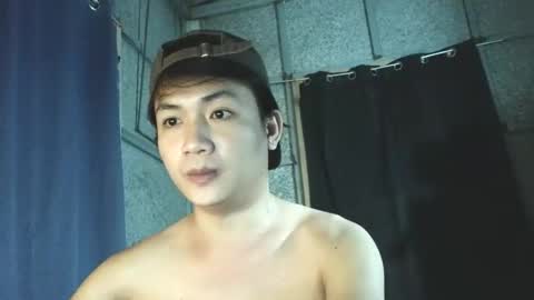 Snapshot of pinoy_petitehugecock chatting on 09-25-25, 06:55 alex online show from 09-25-25, 06:55