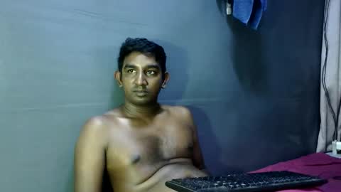 Snapshot of pinoybbc_xx chatting on 05-07-26, 03:17 rayvienn online show from 05-07-26, 03:17