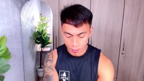 ethan online show from 10-26-25, 02:06