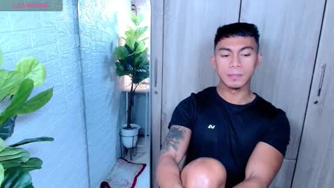 ethan online show from 12-23-25, 01:47