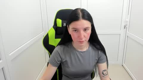 Snapshot of piper_smilee chatting on 06-03-26, 12:08 Piper online show from 06-03-26, 12:08