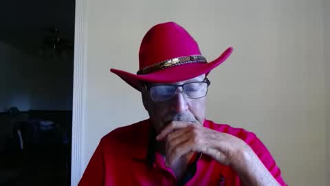 Snapshot of pipewizard chatting on 05-18-26, 11:10 pipewizard online show from 05-18-26, 11:10
