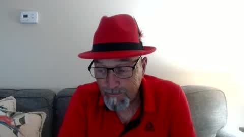 Snapshot of pipewizard chatting on 06-08-26, 10:21 pipewizard online show from 06-08-26, 10:21