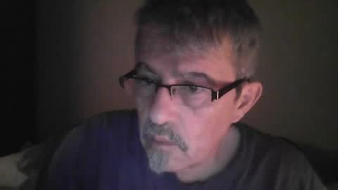 Snapshot of pipi2704 chatting on 01-17-25, 04:47 pipi2704 online show from 01-17-25, 04:47