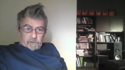 Snapshot of pipi2704 chatting on 02-21-25, 10:37 pipi2704 online show from 02-21-25, 10:37