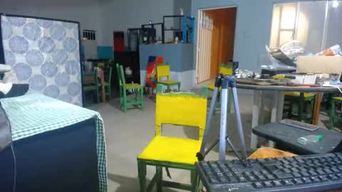 Snapshot of pirata_privado chatting on 10-27-25, 01:20 pirata_privado online show from 10-27-25, 01:20