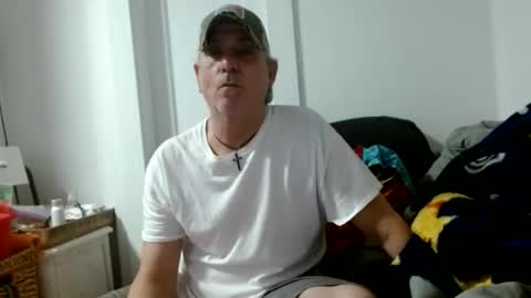 Snapshot of pirate334 chatting on 05-25-26, 10:49 pirate334 online show from 05-25-26, 10:49