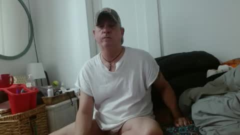 Snapshot of pirate334 chatting on 05-27-26, 03:42 pirate334 online show from 05-27-26, 03:42