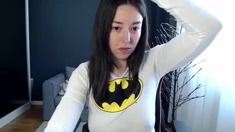 piscesgirl06 online show from 04-28-26, 04:39