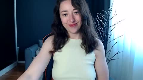 piscesgirl06 online show from 05-26-26, 03:24