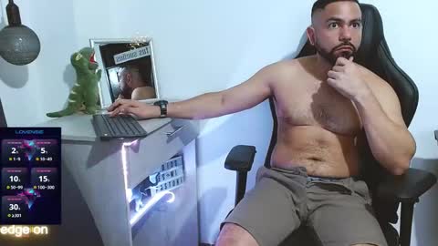 Snapshot of piter_berlin chatting on 01-25-25, 01:43 piter berlin online show from 01-25-25, 01:43