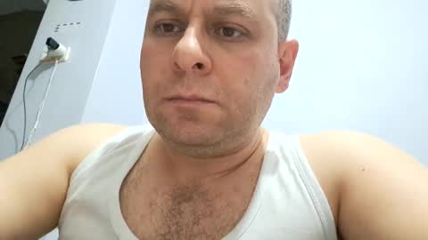 Snapshot of pixel53 chatting on 12-29-24, 09:20 Gkay53 online show from 12-29-24, 09:20