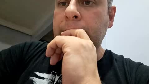 Snapshot of pixel53 chatting on 10-28-25, 09:50 Gkay53 online show from 10-28-25, 09:50